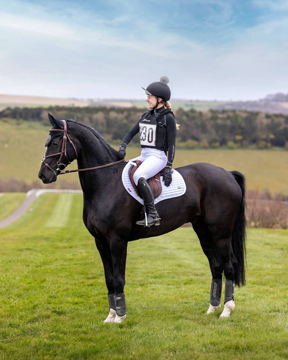 LeMieux Eventing Bib Black