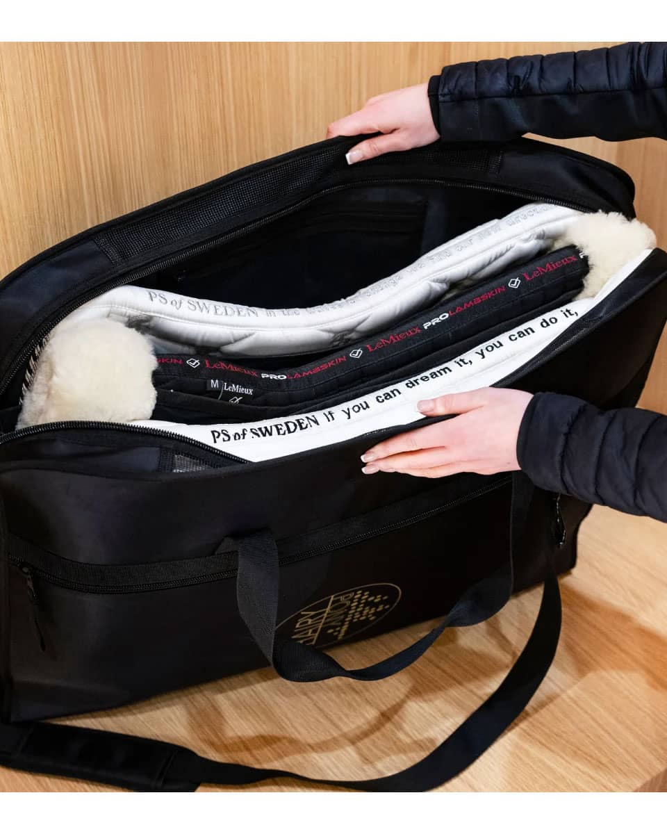 Hairy Pony Saddle Pad Bag