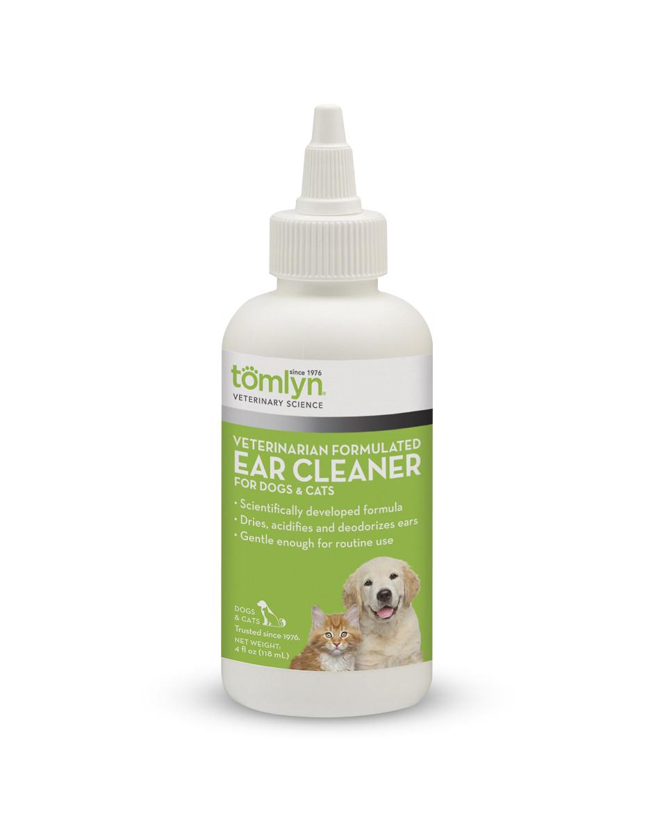 Veterinarian Formulated Ear Cleaner from Tomlyn for cats and dogs